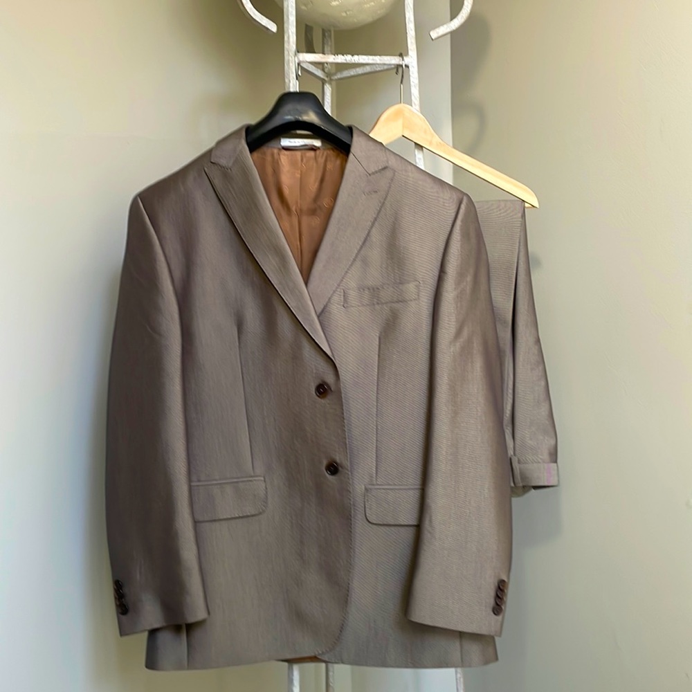 Sean Jean suit jacket and pants- size 42R-Beige/Tan and in great condition.